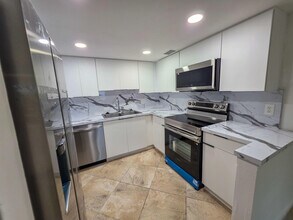 2339 Linton Ridge Cir in Delray Beach, FL - Building Photo - Building Photo
