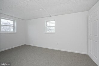 102 N Black Horse Pike in Gloucester Township, NJ - Building Photo - Building Photo