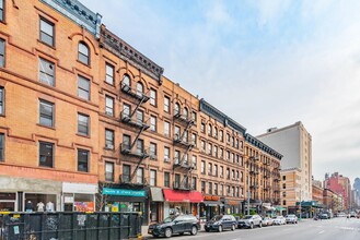 491 Amsterdam Ave in New York, NY - Foto de edificio - Building Photo