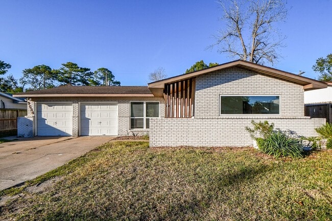 property at 9534 Kerrwood Ln