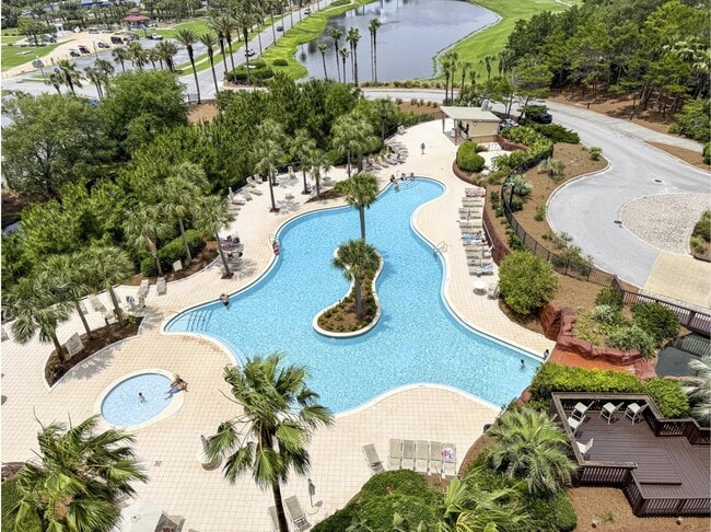 property at 5002 S Sandestin Blvd