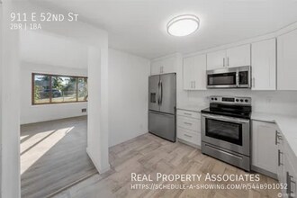 911 E 52nd St in Tacoma, WA - Building Photo - Building Photo