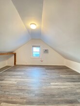 34 E 7th St-Unit -2 in Clifton, NJ - Building Photo - Building Photo