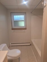 9 Jamaica Ave in Greenlawn, NY - Building Photo - Building Photo