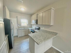 1105 W Kennedy St in Pharr, TX - Building Photo - Building Photo