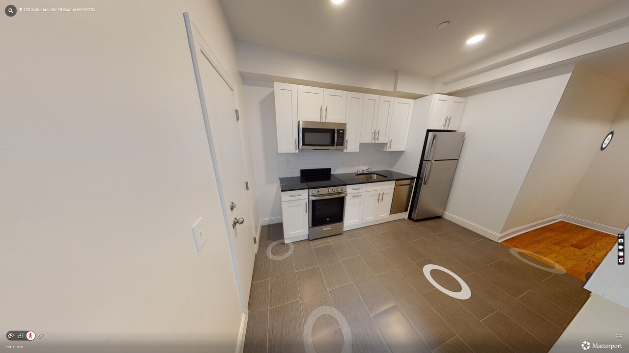 21 Sutherland Rd, Unit B in Boston, MA - Foto de edificio