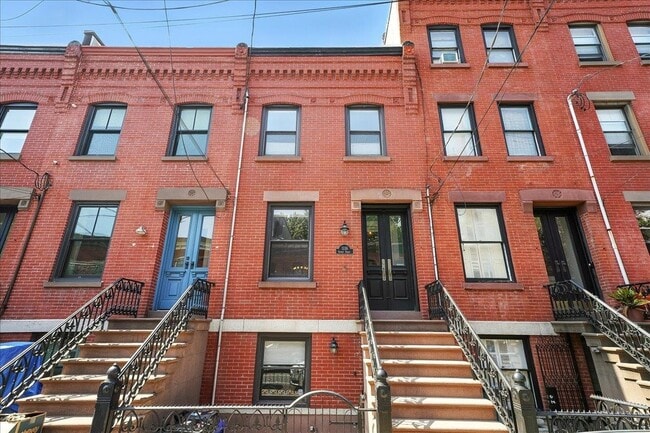 property at 1116 Garden St
