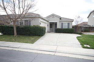 9345 Oreo Ranch Cir in Elk Grove, CA - Building Photo