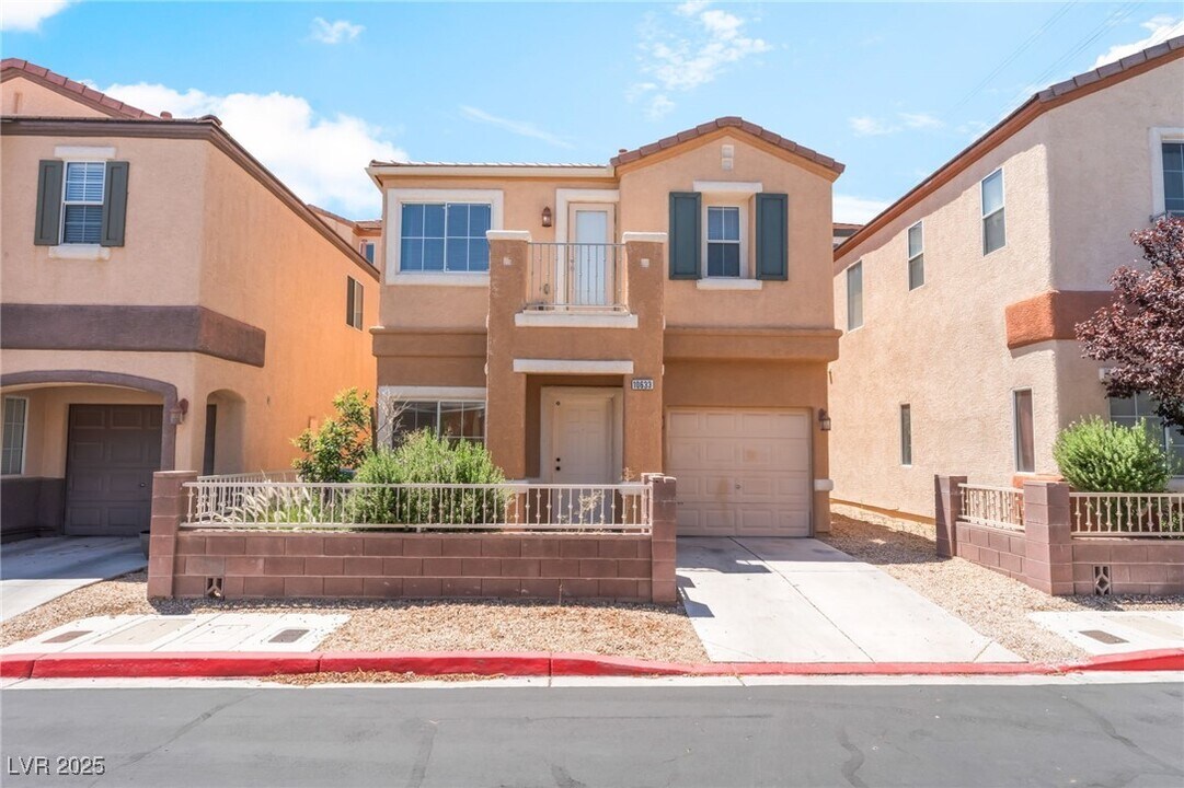 10633 Camel Rock Ct in Las Vegas, NV - Building Photo
