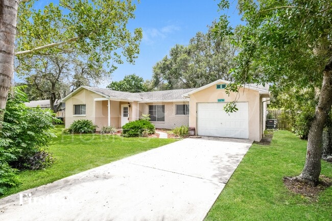 property at 2278 Hialeah St