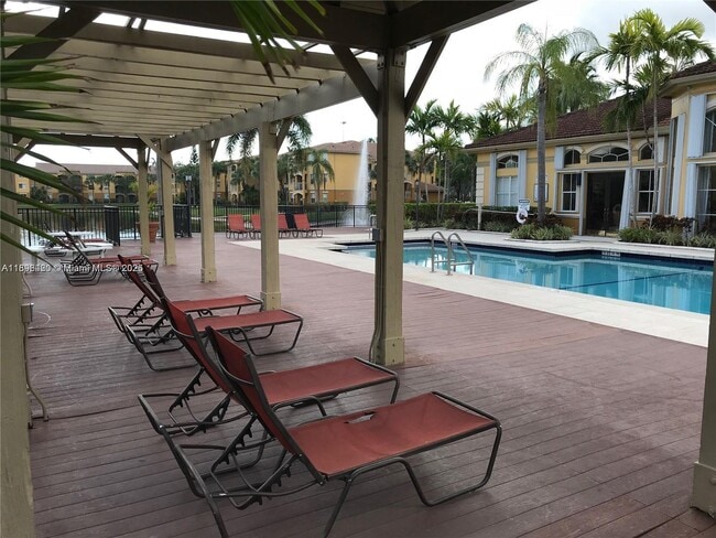 150 NW 96th Ave