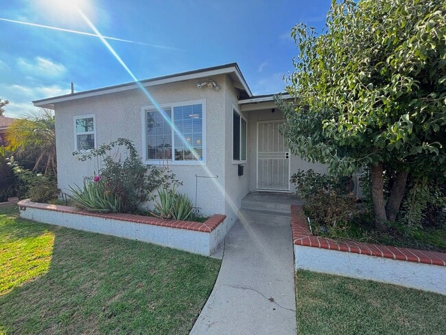 property at 15203 Graystone Ave