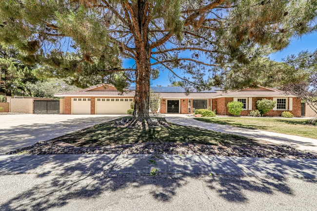 property at 2815 S Monte Cristo Way