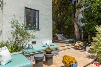 8754 Arlene Terrace in Los Angeles, CA - Building Photo - Building Photo