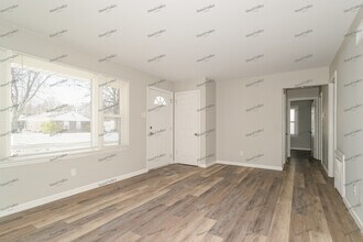 1220 St Bernadette Ln in Florissant, MO - Building Photo - Building Photo