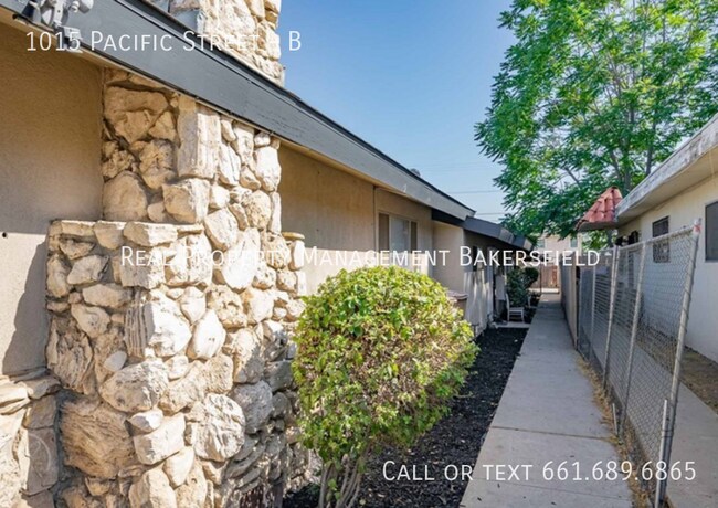 1015 Pacific St-Unit -B in Bakersfield, CA - Building Photo - Building Photo