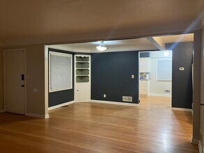 5016 N Commercial Ave in Portland, OR - Building Photo - Building Photo