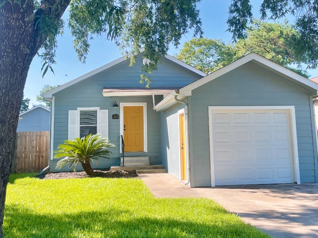 property at 11815 Greensbrook Forest Dr