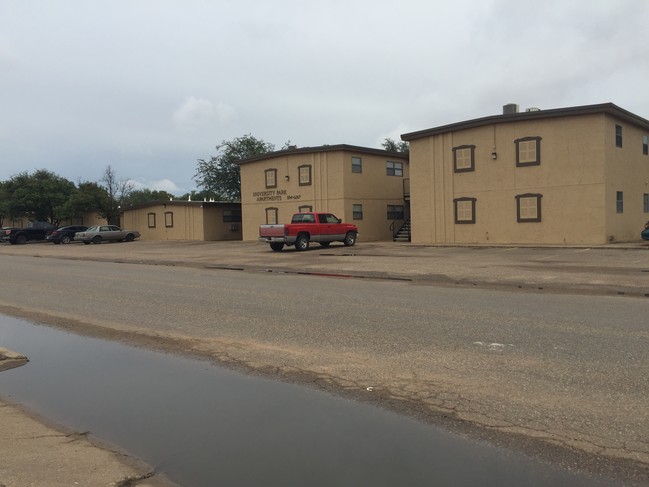 University Park Apartments in Levelland, TX - Foto de edificio - Building Photo