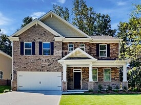 1943 Windsor Park Ave in Dacula, GA - Building Photo