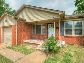 1711 Brighton Ave in The Village, OK - Building Photo - Building Photo