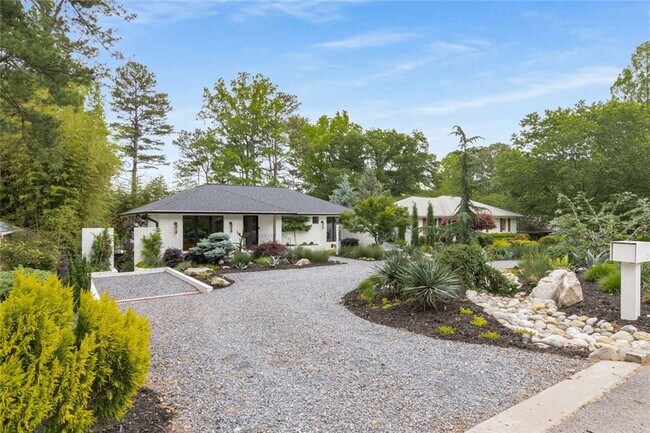 1258 Mayfair Dr NE in Atlanta, GA - Building Photo - Building Photo