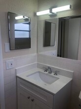 1611 Green Ln in Lantana, FL - Building Photo - Building Photo
