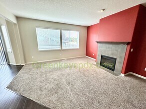 21403 SW Susan Ln in Beaverton, OR - Building Photo - Building Photo