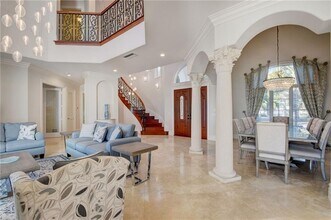 1320 S Lakeside Dr in Lake Worth Beach, FL - Building Photo - Building Photo