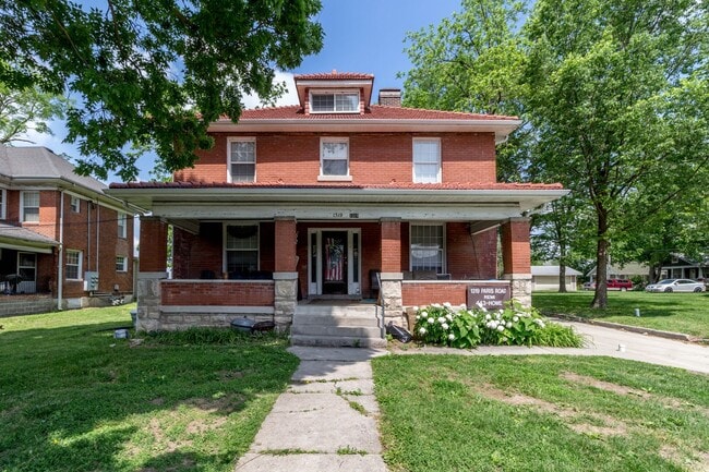 property at 1319 Paris Rd