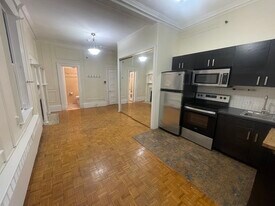 21 Beacon St in Boston, MA - Building Photo