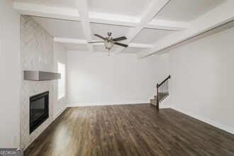 727 Overlook Gln Dr in Lawrenceville, GA - Building Photo - Building Photo