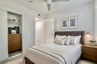 The Eleven Hundred in Sacramento, CA - Foto de edificio - Building Photo