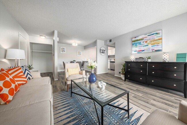 Peoria Grand Apartments in Peoria, AZ - Foto de edificio - Building Photo