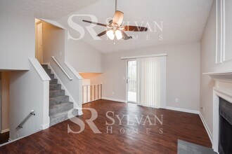 2947 Knollberry Ln in Decatur, GA - Building Photo - Building Photo