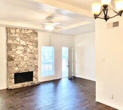 11203 Shannon Hills Dr in Houston, TX - Building Photo - Building Photo