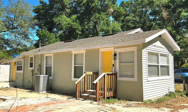 property at 1651 Clarcona Rd