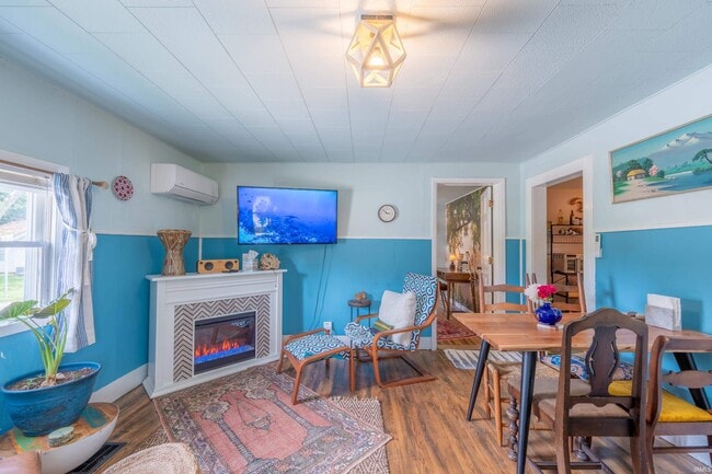 1101 S Rogers St-Unit -3 in Bloomington, IN - Building Photo - Building Photo