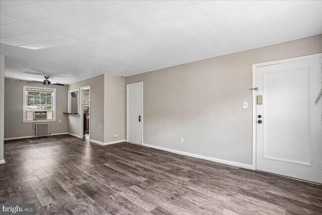 property at 5102 Columbia Pike