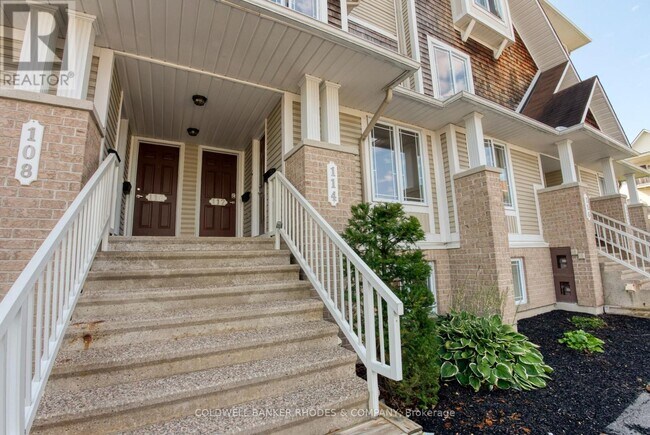 114 Brentmore Private in Ottawa, ON - Building Photo - Building Photo