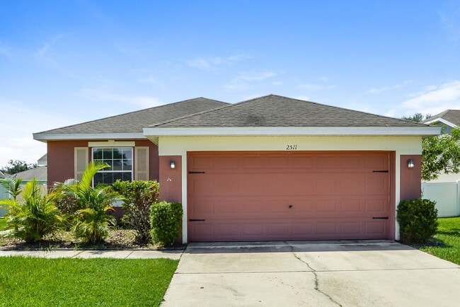 property at 2511 Bobby Lee Ln