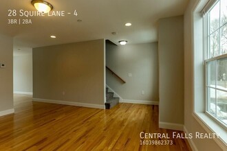 28 Squire Ln in Rochester, NH - Building Photo - Building Photo