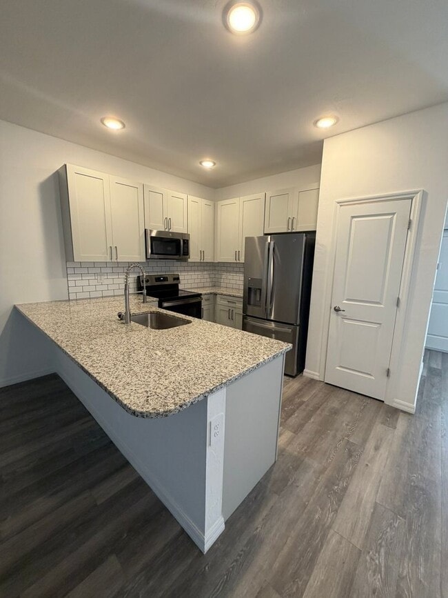 property at 720 SE 8th Terrace