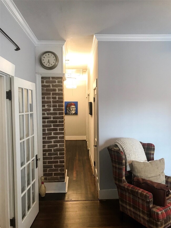 210 Tabor St in Houston, TX - Building Photo - Building Photo