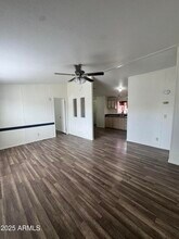 8601 N 103rd Ave in Peoria, AZ - Building Photo - Building Photo