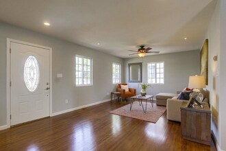 4355 Elma Ln in La Mesa, CA - Foto de edificio - Building Photo