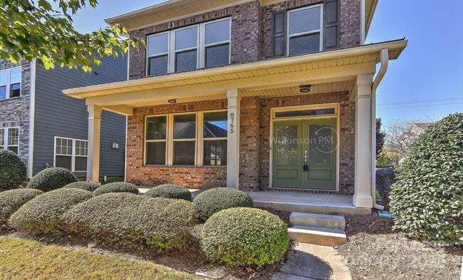 8765 Aspinwall Dr in Charlotte, NC - Building Photo - Building Photo