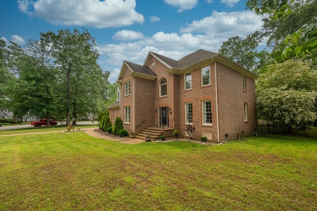 104 Spinnaker Run Ct in Smithfield, VA - Building Photo - Building Photo