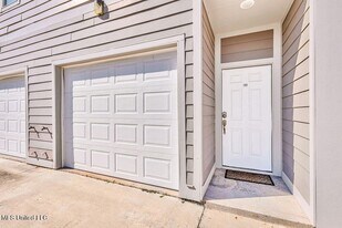 103 E Orchard Loop in D'Iberville, MS - Building Photo