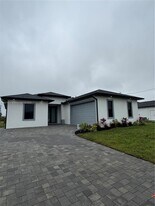 3107-3109 9th St SW in Lehigh Acres, FL - Building Photo